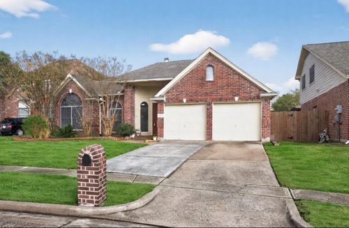 12530 Meadowglen Dr, Meadows Place, TX, 77477-2262 | Card Image