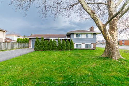 1 Royal Henley Blvd, St Catharines, ON, L2N4R6 | Card Image