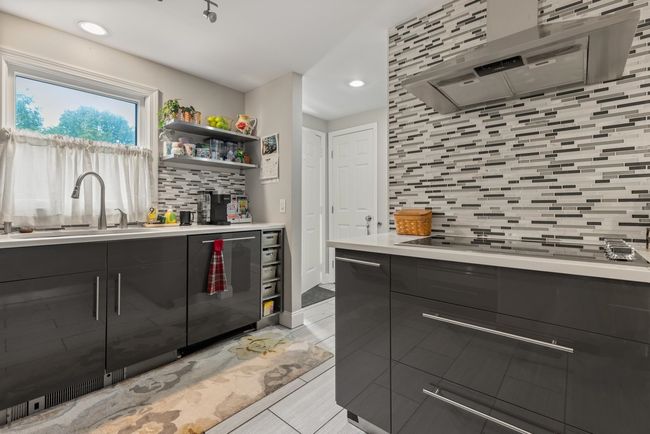 UNIT-21 - 56 Durham Rd, Condo with 2 bedrooms, 2 bathrooms and null parking in Dover NH | Image 5