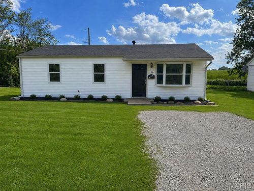 30 Saint Gregory Dr, East Saint Louis, IL, 62206-1621 | Card Image