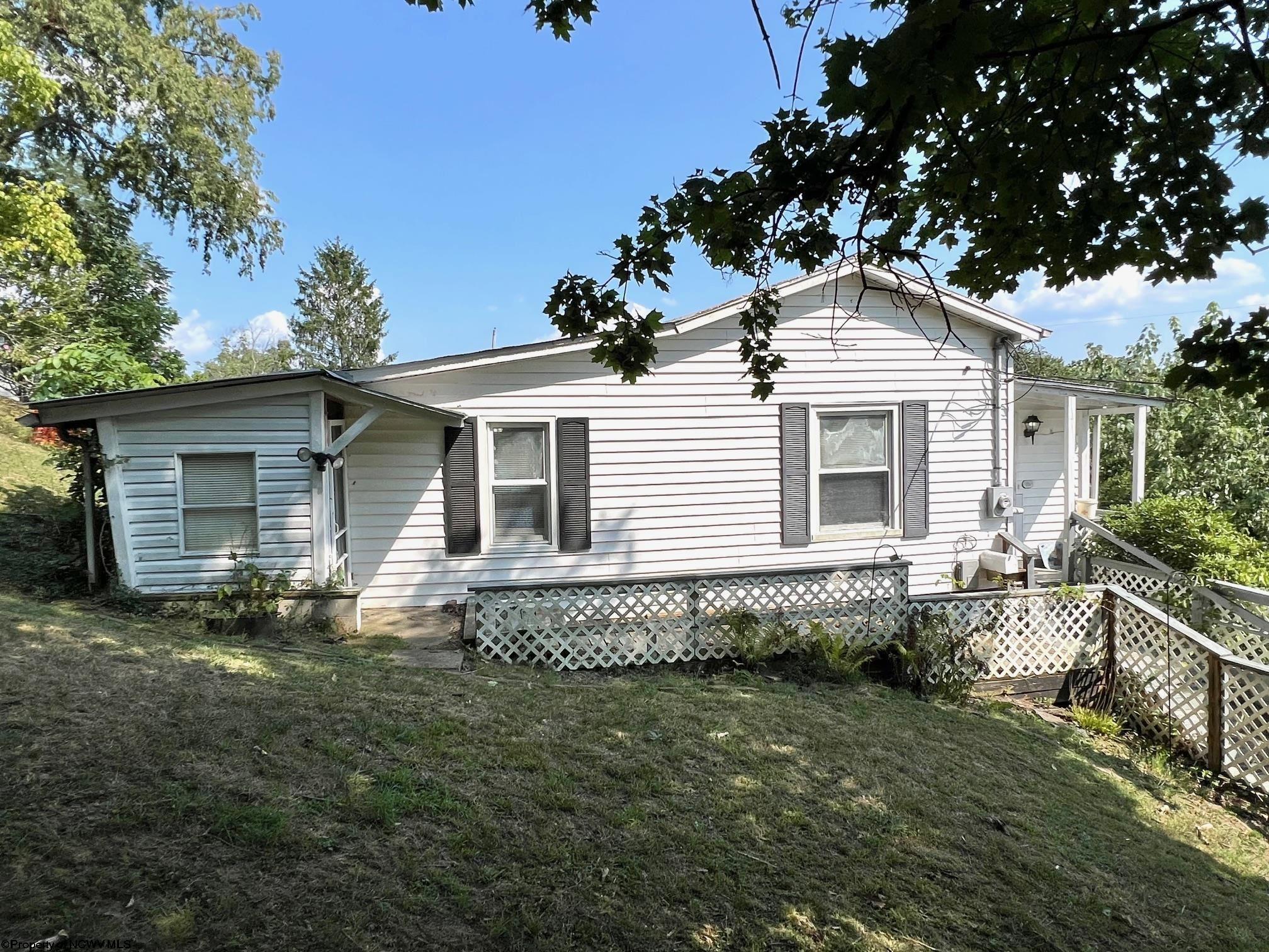 Spring St, Weston, WV 26452