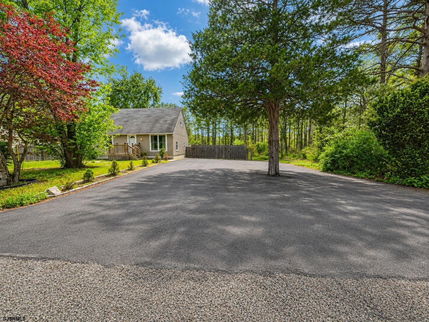Residential in Newtonville 4