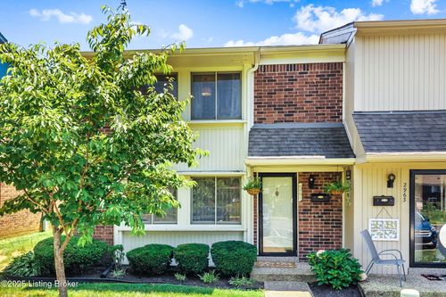 2961 Six Mile Ln, Louisville, KY, 40220-3406 | Card Image