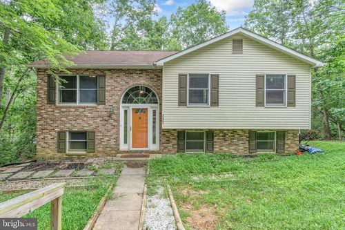 707 Cougar Ct, LUSBY, MD, 20657-4825 | Card Image