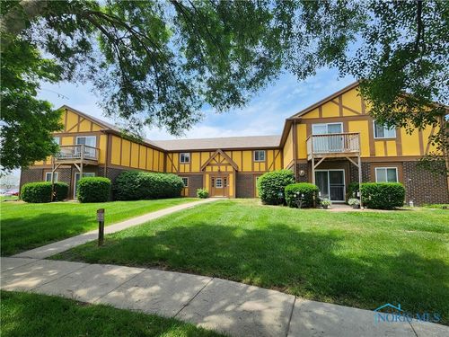1823 Middlesbrough Ct, Maumee, OH, 43537-2269 | Card Image