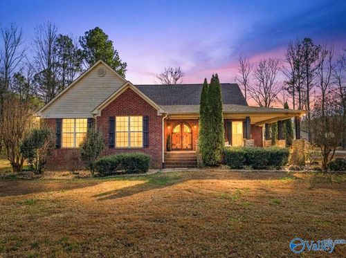 200 Smith Ln, Boaz, AL, 35956-2614 | Card Image
