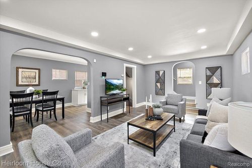 13519 Mansfield St, Detroit, MI, 48227-1729 | Card Image