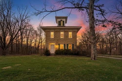 2149 Saint Lawrence Ave, Beloit, WI, 53511-5742 | Card Image