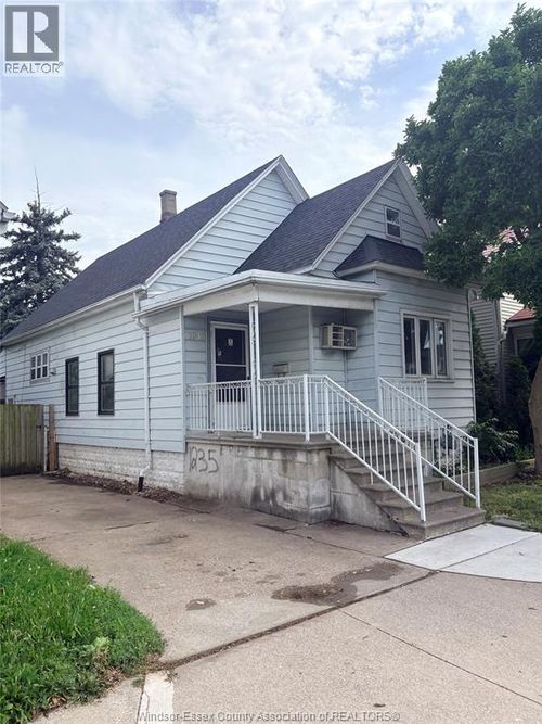 1235 Erie St E, Windsor, ON, N9A3Z6 | Card Image