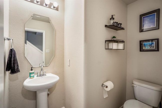 The downstairs guest bathroom. | Image 8