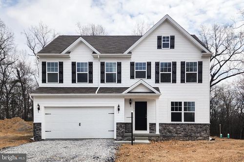 1693 Falcon Ln, CHAMBERSBURG, PA, 17202-7675 | Card Image