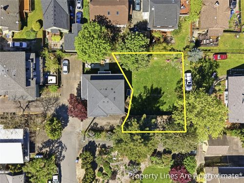 8306 54th Ave S, Seattle, WA, 98118-4703 | Card Image
