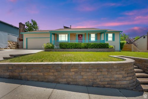 11901 S Maple Ridge Rd, Sandy, UT, 84094-5612 | Card Image