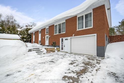 4 Johnston Dr, South River, ON, P0A1X0 | Card Image