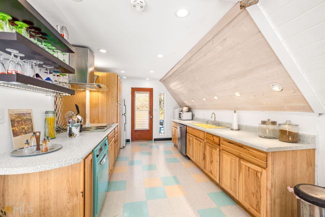 442 Shore Dr, House other with 4 bedrooms, 3 bathrooms and null parking in Dahlonega GA | Image 23
