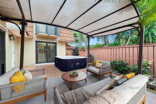 2971 N Waterford Drive, Deerfield Beach, FL, 33442 | Card Image