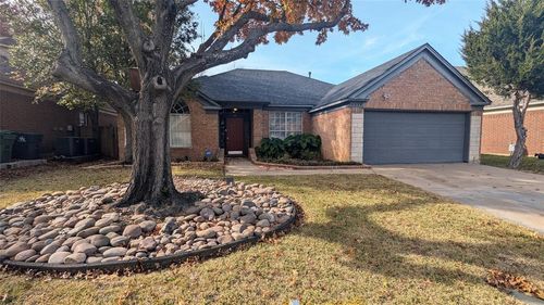 4608 Bay Point Drive, Arlington, TX, 76016 | Card Image