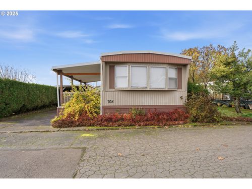 708-205 W Heintz St, Molalla, OR, 97038-7331 | Card Image