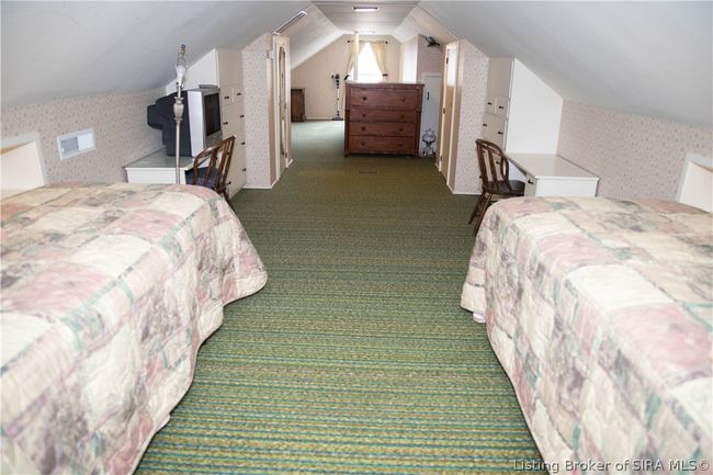 524 W Water St, Home with 3 bedrooms, 3 bathrooms and null parking in Paoli IN | Image 46