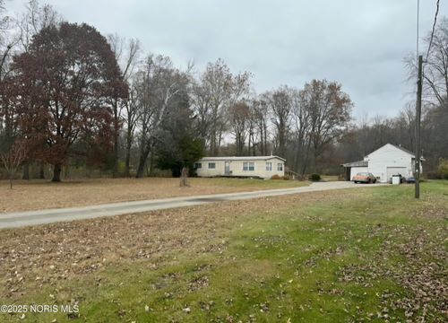 1809 S Berkey Southern Rd, Swanton, OH, 43558-9396 | Card Image