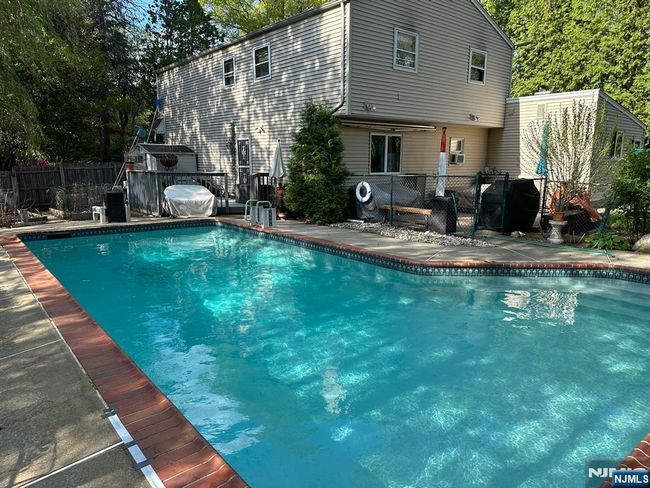 57A Fairview Ave, House other with 6 bedrooms, 2 bathrooms and null parking in Park Ridge NJ | Image 41