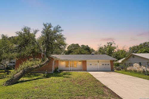 622 Serenade Dr, San Antonio, TX, 78216-3437 | Card Image