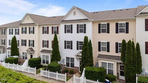 unit-111-1120 Renewal Pl, Raleigh, NC, 27603-3674 | Card Image