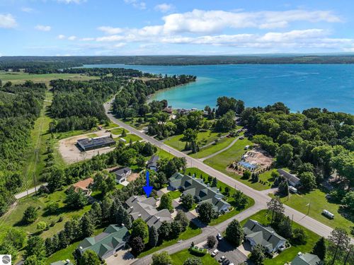 608 Meadowview Ln, Elk Rapids, MI, 49629-9558 | Card Image