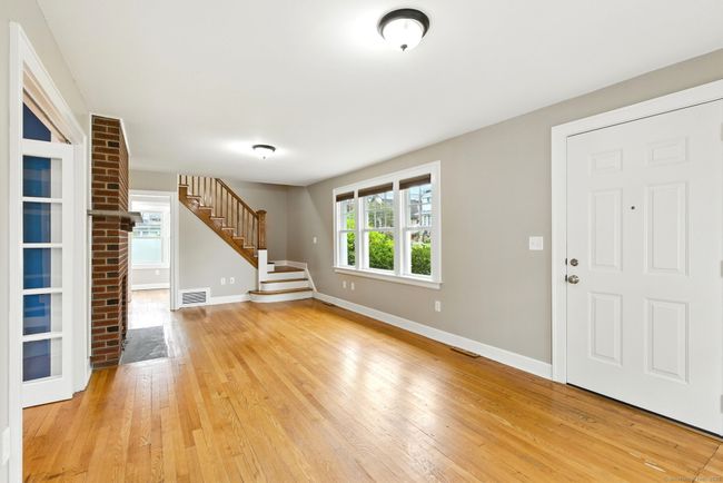 11 Middletown Ave, House other with 3 bedrooms, 2 bathrooms and null parking in Wethersfield CT | Image 4