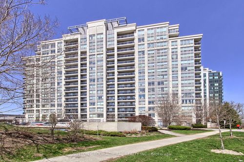 905-50 Disera Dr, Vaughan, ON, L4J9E9 | Card Image