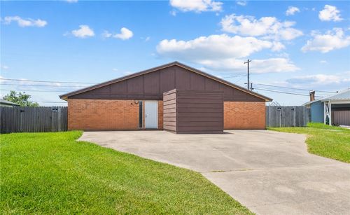 aandb-321 Easy Street, Corpus Christi, TX, 78418 | Card Image