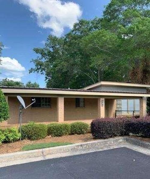 160 Cown Dr, Loganville, GA, 30052-2644 | Card Image