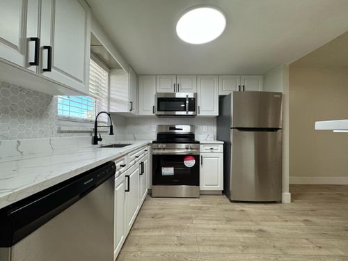 apt-j10-809 W Oakland Park Blvd, Wilton Manors, FL, 33311-1778 | Card Image