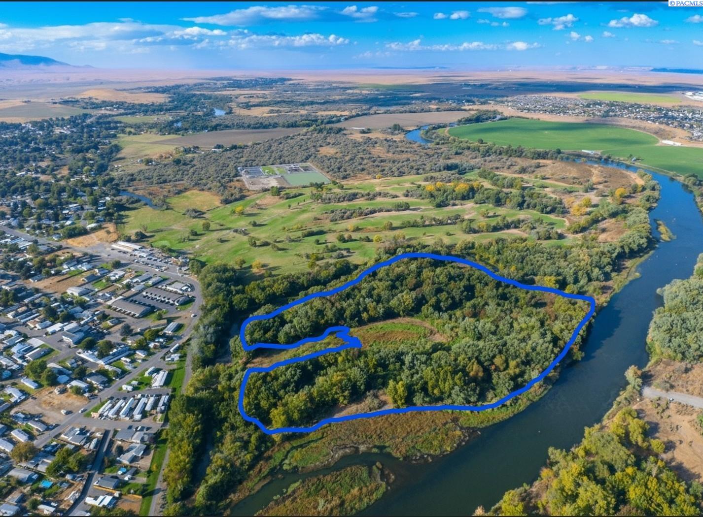 Land in Richland