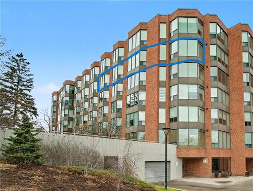 603-2121 Lakeshore Rd, Burlington, ON, L7R1C9 | Card Image