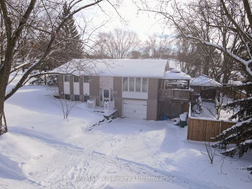 113 Hastings Crt, Baden, ON, N3A2T4 | Card Image