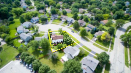 387 Amy Ct, Naperville, IL, 60565-3037 | Card Image