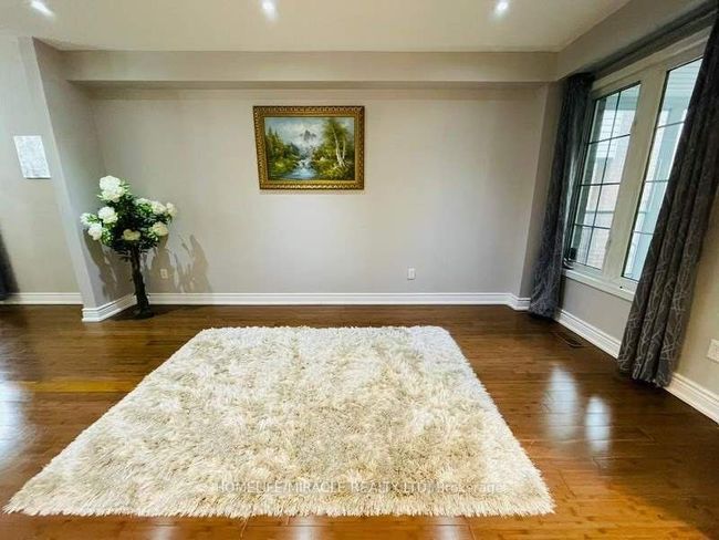 27 Feathertop Lane, House other with 5 bedrooms, 4 bathrooms and 3 parking in Brampton ON | Image 4