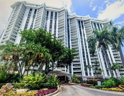 1403-4000 Towerside Ter, Miami, FL, 33138-2235 | Card Image