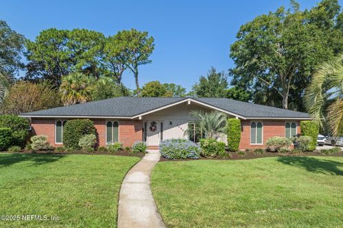 3452 Hoover Ln, Jacksonville, FL, 32277-2506 | Card Image