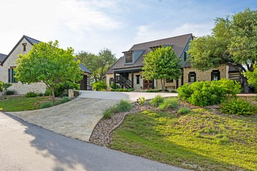175 S Putting Park Dr, Fredericksburg, TX, 78624-2572 | Card Image