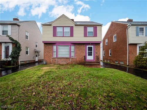 4482 Baintree Rd, University Heights, OH, 44118-3933 | Card Image