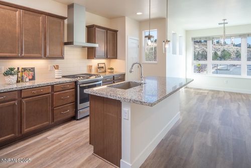 7790 Town Square Way, Reno, NV, 89523-4922 | Card Image