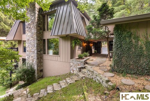 15 Elm Ct, Highlands, NC, 28741-7139 | Card Image
