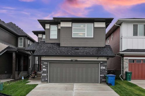931 Langholm Drive Se, Airdrie, AB, T4A0L9 | Card Image