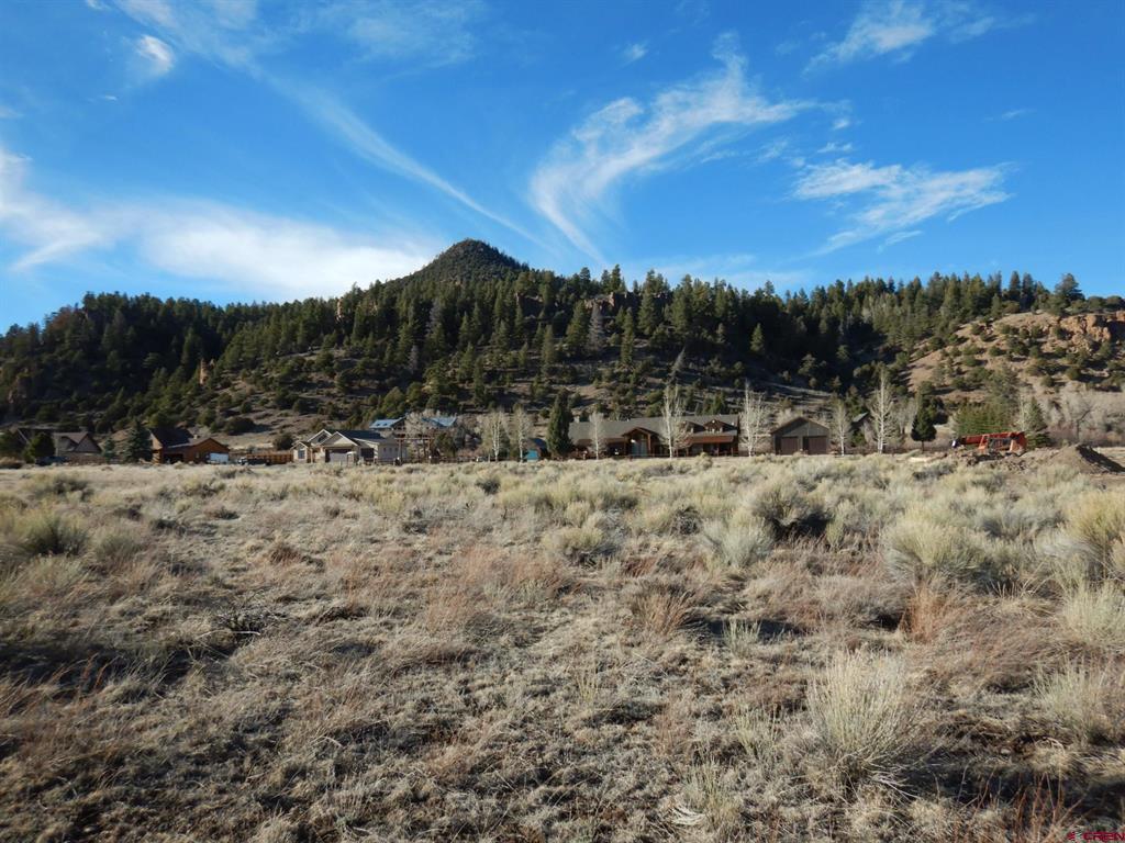 Land in South Fork