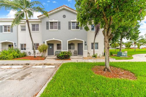 1597 Se 31st Ct, Homestead, FL, 33035-2405 | Card Image