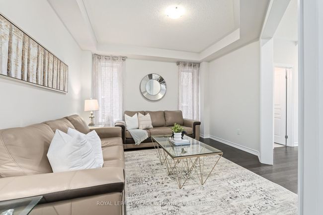 121 Upper Canada Crt, House other with 4 bedrooms, 4 bathrooms and 4 parking in Georgetown ON | Image 5
