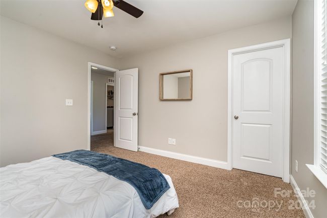 3002 Amesbury Hill Dr, House other with 4 bedrooms, 3 bathrooms and null parking in Charlotte NC | Image 29