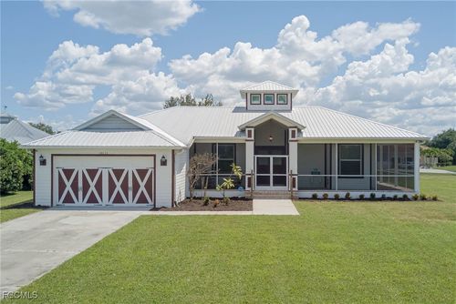 18111 Riverchase Ct, ALVA, FL, 33920-3153 | Card Image